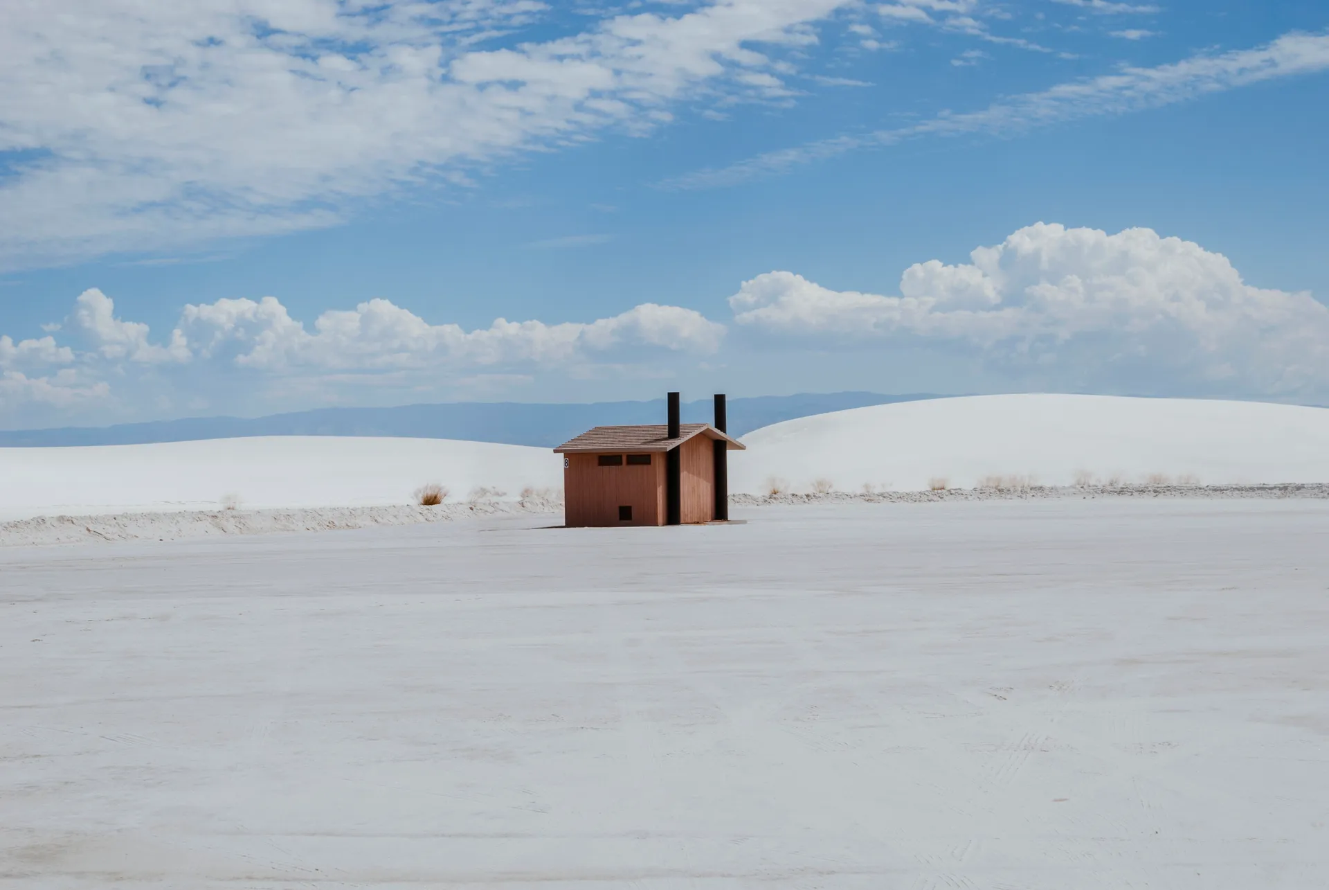 Cabane dans le désert des White Sands, Nouveau Mexique, États-Unis